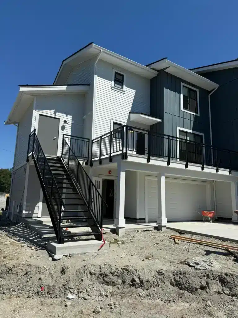 custom stairs and railings coquitlam
