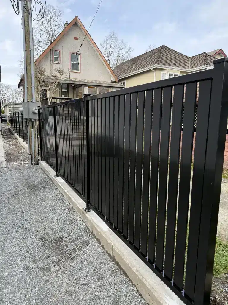 Aluminum Fencing for B.C. Homes – Serving Coquitlam, West Vancouver & North Vancouver
