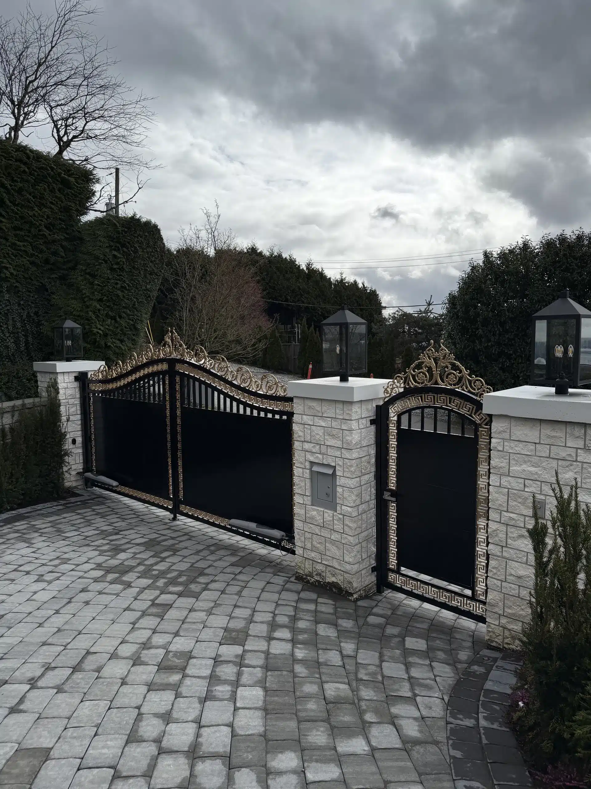 gates-projects (14) Driveway Gates for Homes Across Coquitlam, West Vancouver & North Vancouver