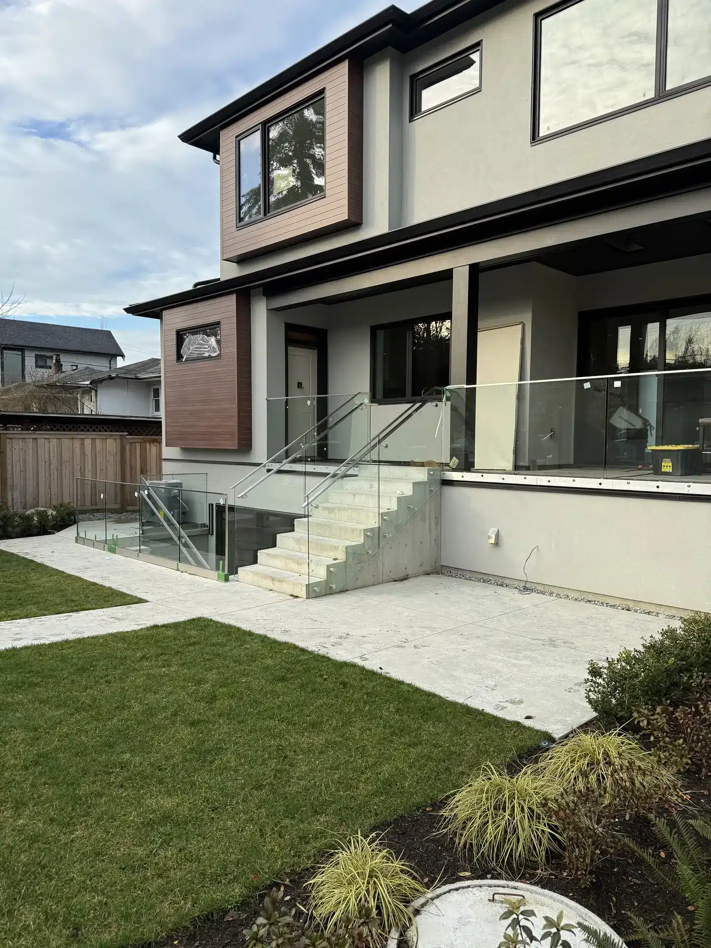 railings-projects (13) glass balustarde installation